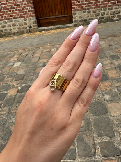 Bague Large Julie - Pendentif Ovale Pavé de Strass