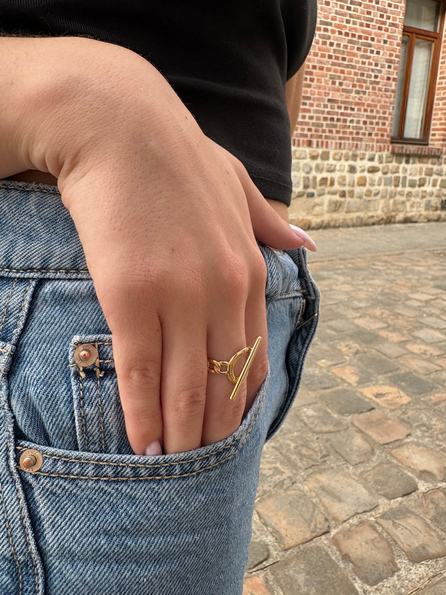 Bague Ajustable Mia - Fermoir en T Doré