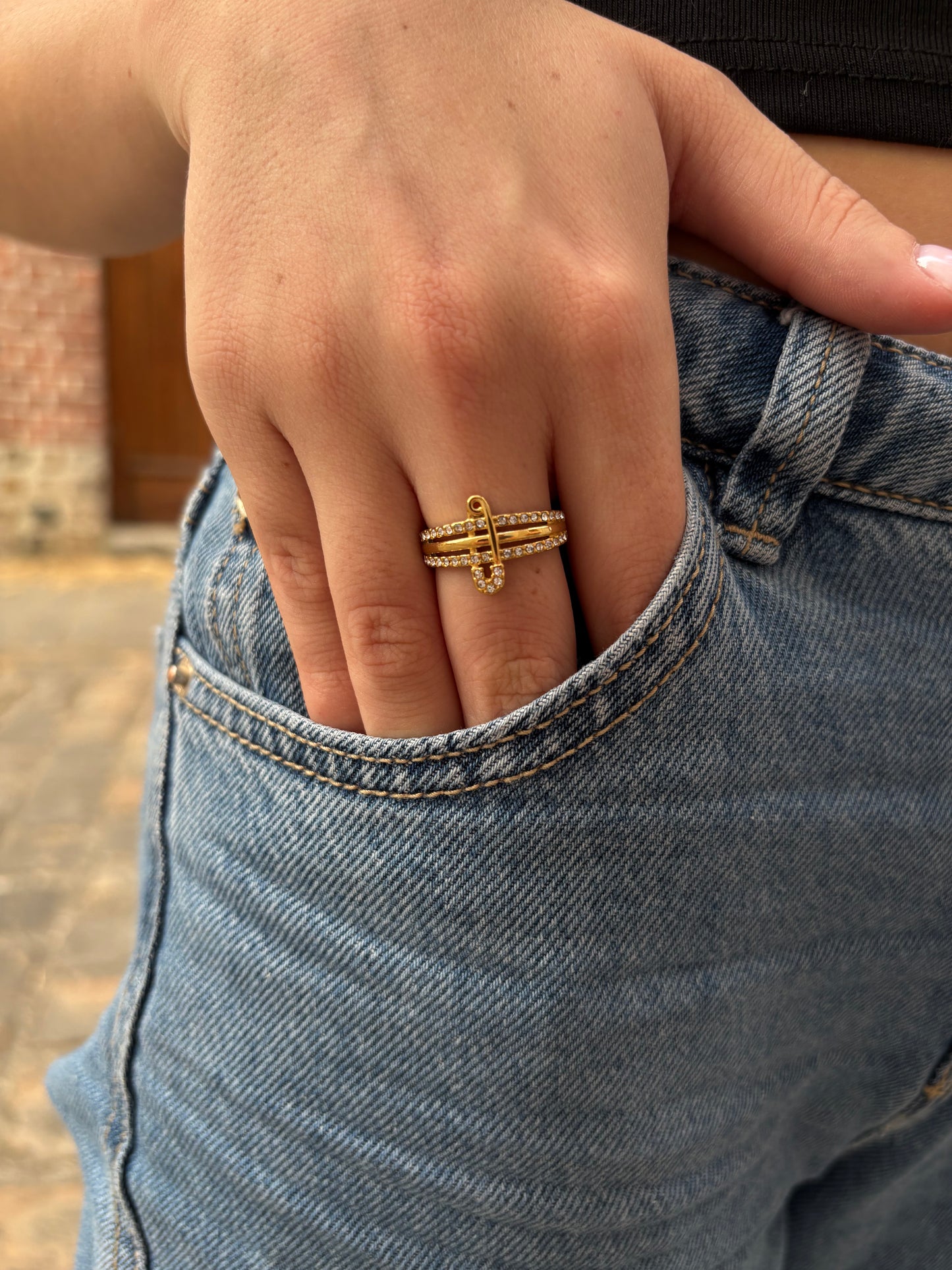 Bague Cara - Triple Anneau et Épingle Sertie de Strass