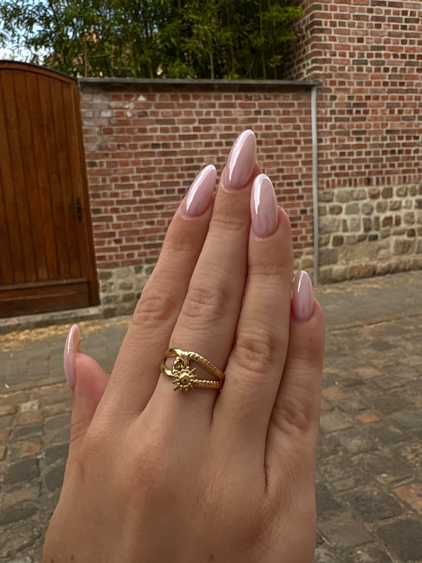 Bague Ajustable Hélia - Double Anneau et Pendentif Soleil